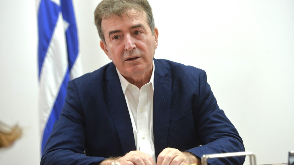 Χρυσοχοΐδης: Ζήτησα κατεπείγουσα έρευνα από τις εισαγγελικές αρχές για τους συκοφαντικούς ισχυρισμούς