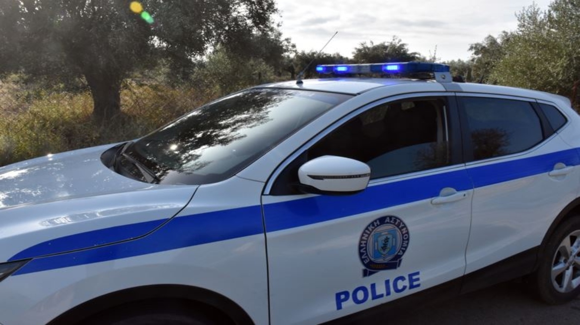 Άγριος καυγάς σε χωριό των Φαρσάλων: 29χρονος δάγκωσε 54χρονο και του έκοψε κομμάτι από το αυτί του