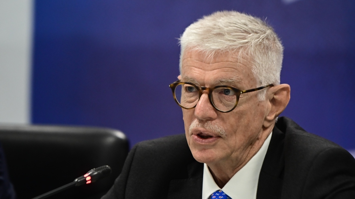 Δοξιάδης: Ο Πρωθυπουργός δεν είχε την επιλογή να μην αποδεχθεί την παραίτηση μου