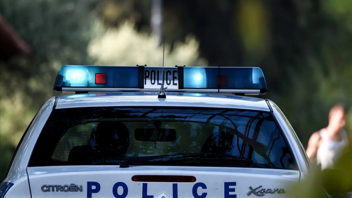 Σεκιουριτάς βρήκε κασετίνα ΑΤΜ κρυμμένη σε θάμνους της Βιομηχανικής Περιοχής Πάτρας