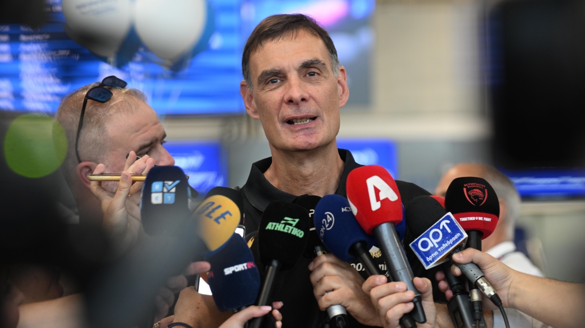Μπαρτζώκας στην αναχώρηση για το  Άμπου Ντάμπι: «Δεν είναι απωθημένο η κατάκτηση της Euroleague»
