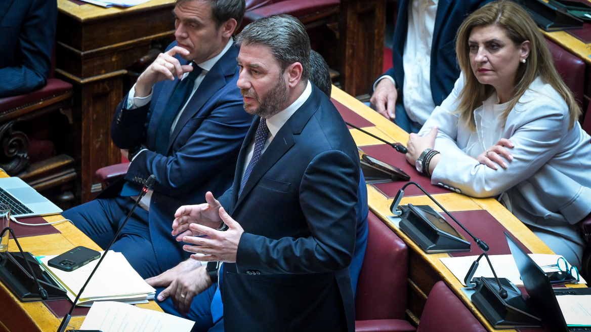 To παρασκήνιο πίσω από την πρόταση του ΠΑΣΟΚ για προανακριτική και η αντίδραση της ΝΔ και του ΣΥΡΙΖΑ
